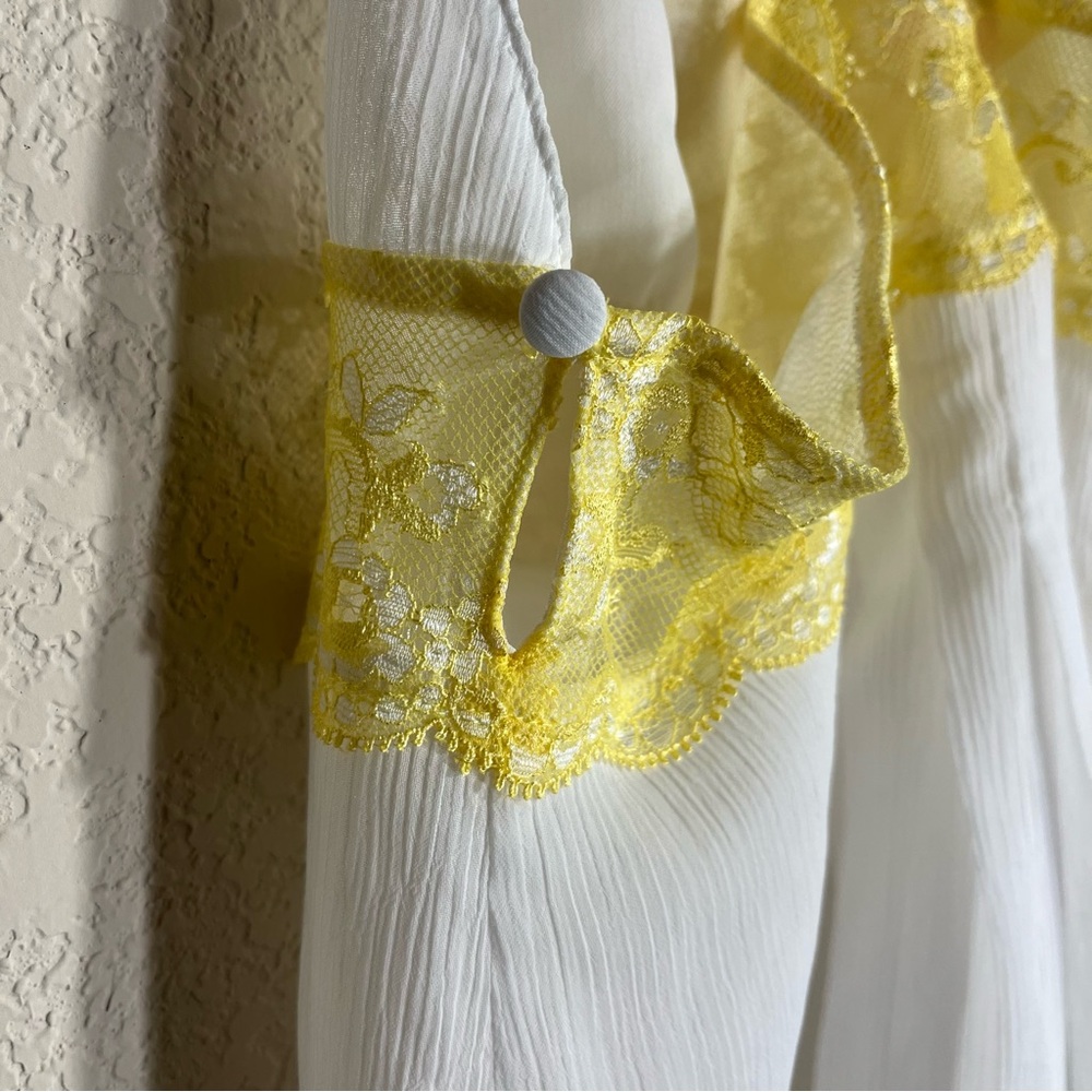 Victoria's Secret White Pleated Babydoll Chemise with Yellow Lace Trim SZ L - Picture 9 of 10